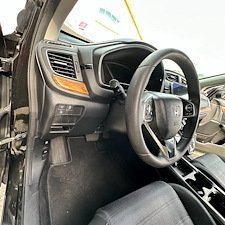 Forget-Flowers-This-Is-How-You-Surprise-Mom-SUV-Interior-Detailing-in-Orlando 10